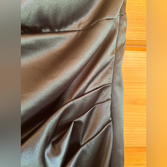 NWOT Dressbarn Dress Womens 6 Black Mini One Shoulder Cocktail Party Ruffle - Picture 2 of 5